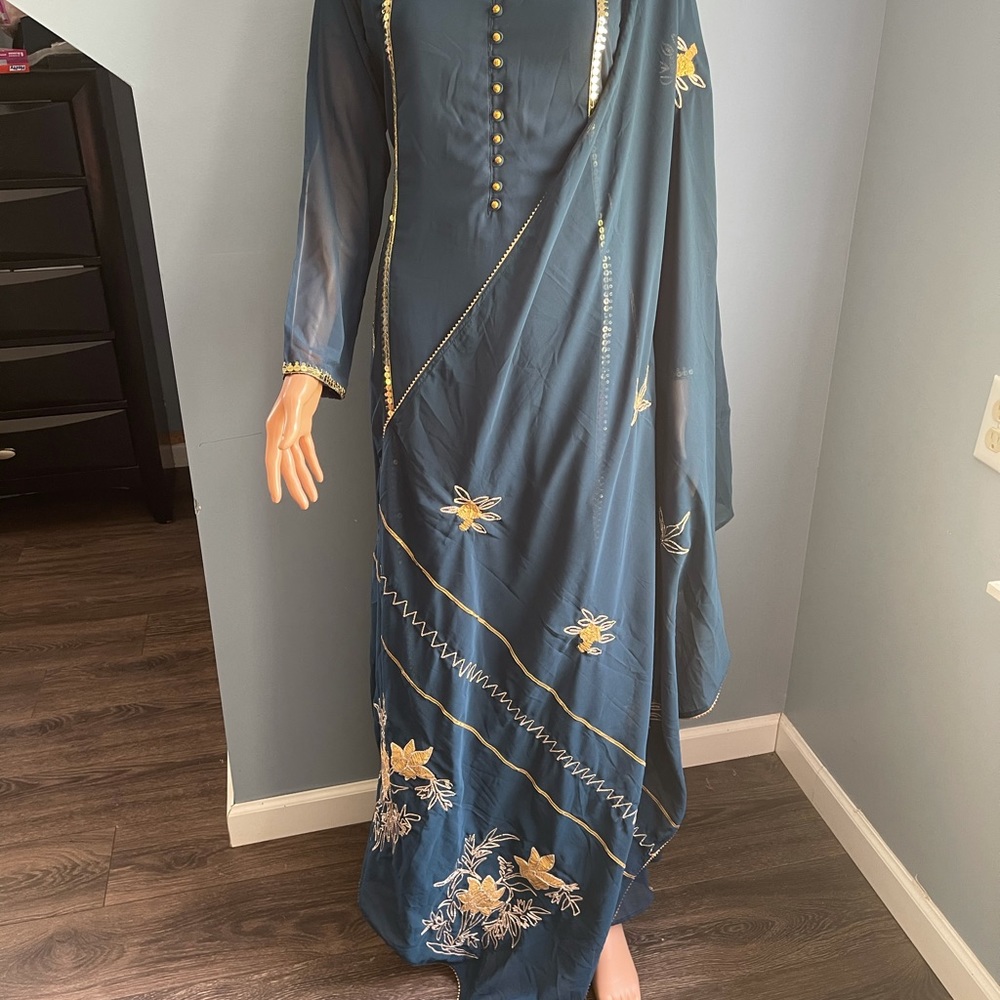 Indianoutfits - Picture 3 of 4